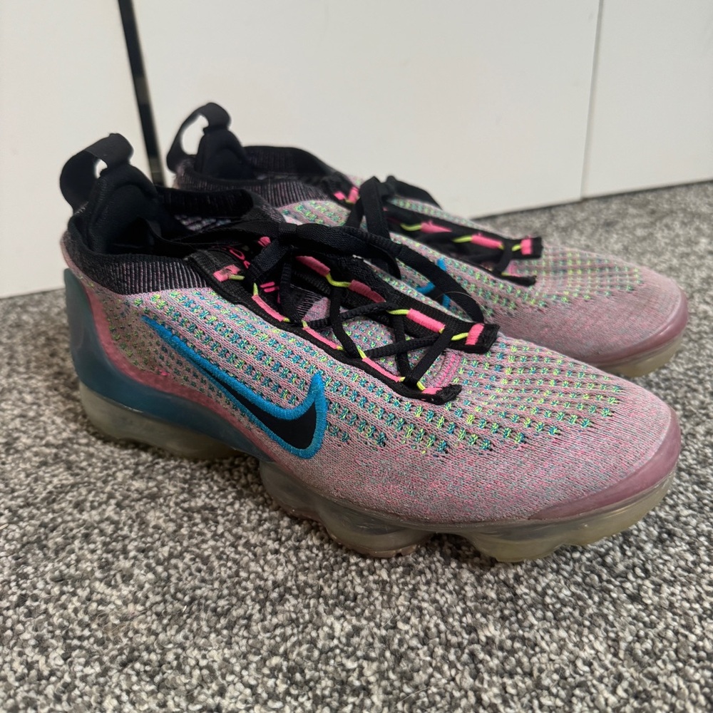 Nike Air VaporMax 2021 Flyknit Next Nature Pink Blast Photo Blue Womans Size 6.5